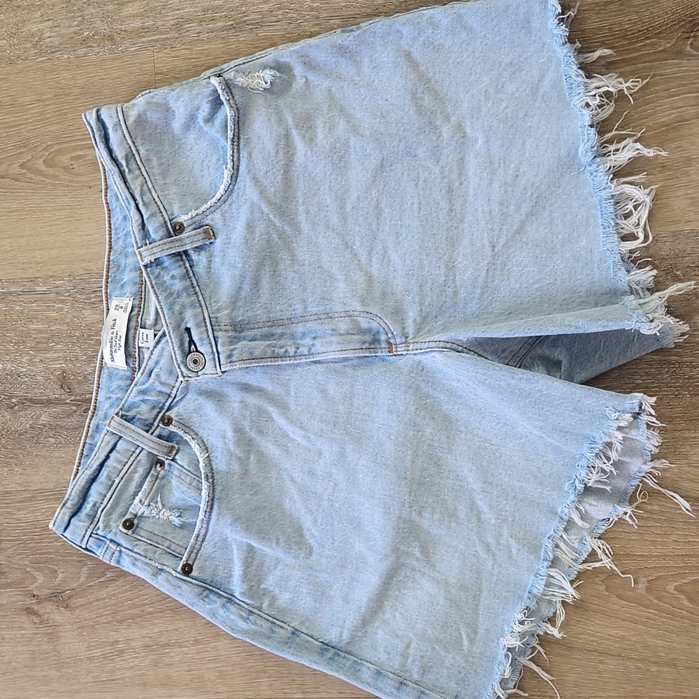 Abercrombie curve love dad shorts
